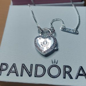 pandora necklace of heart